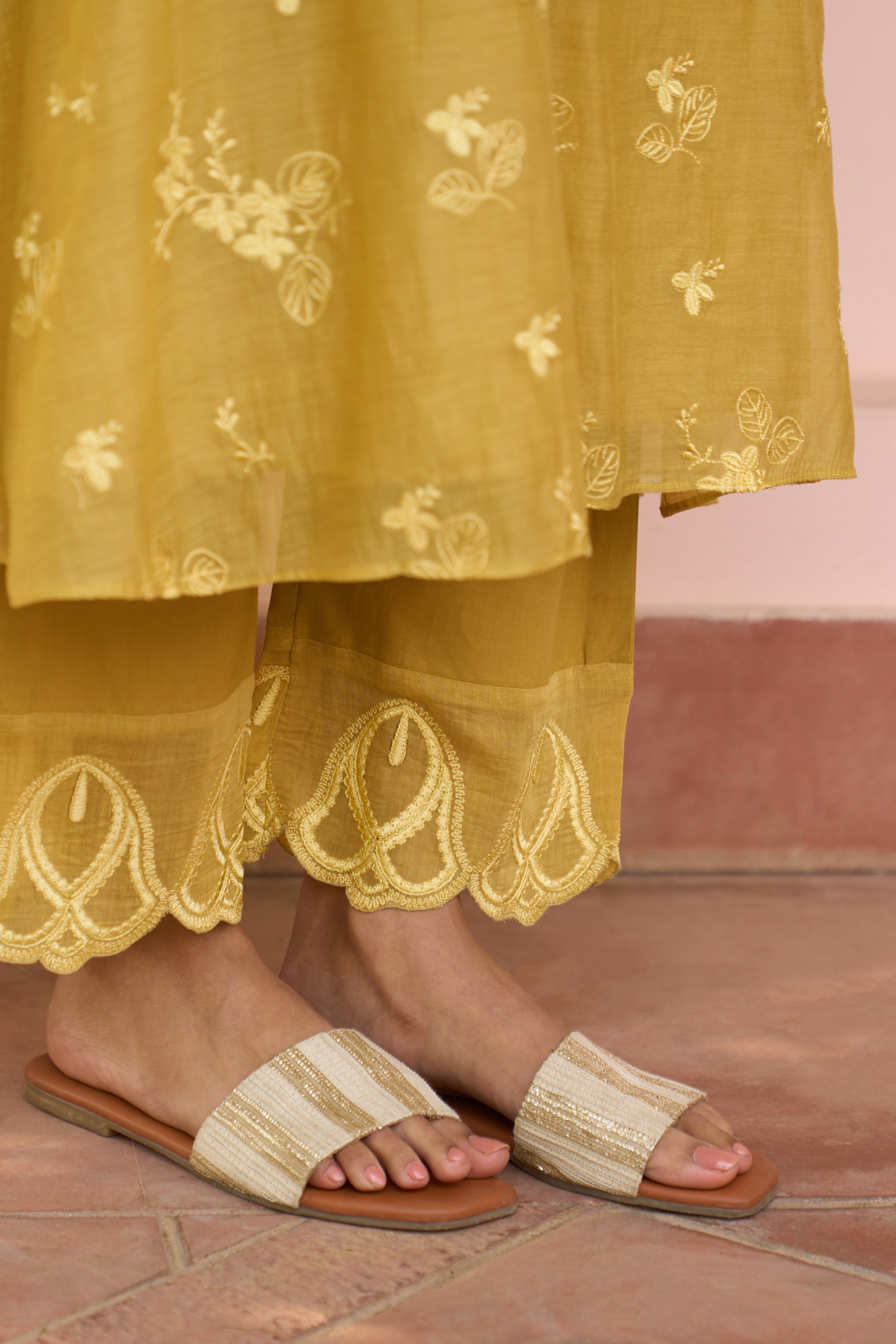 Rue Thread Embroidered Co-ord Set