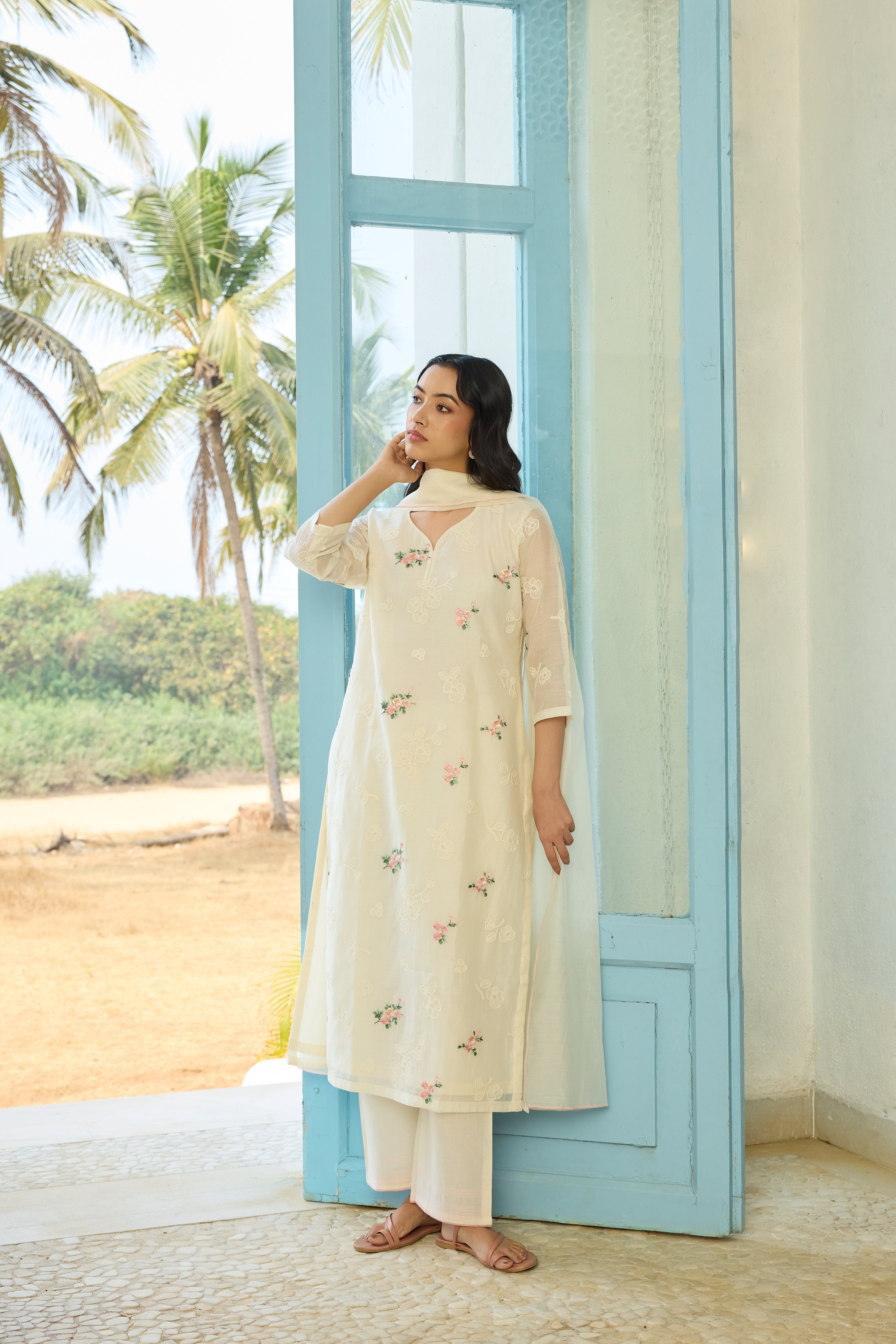 Ivory Thread Embroidered Kurta Set
