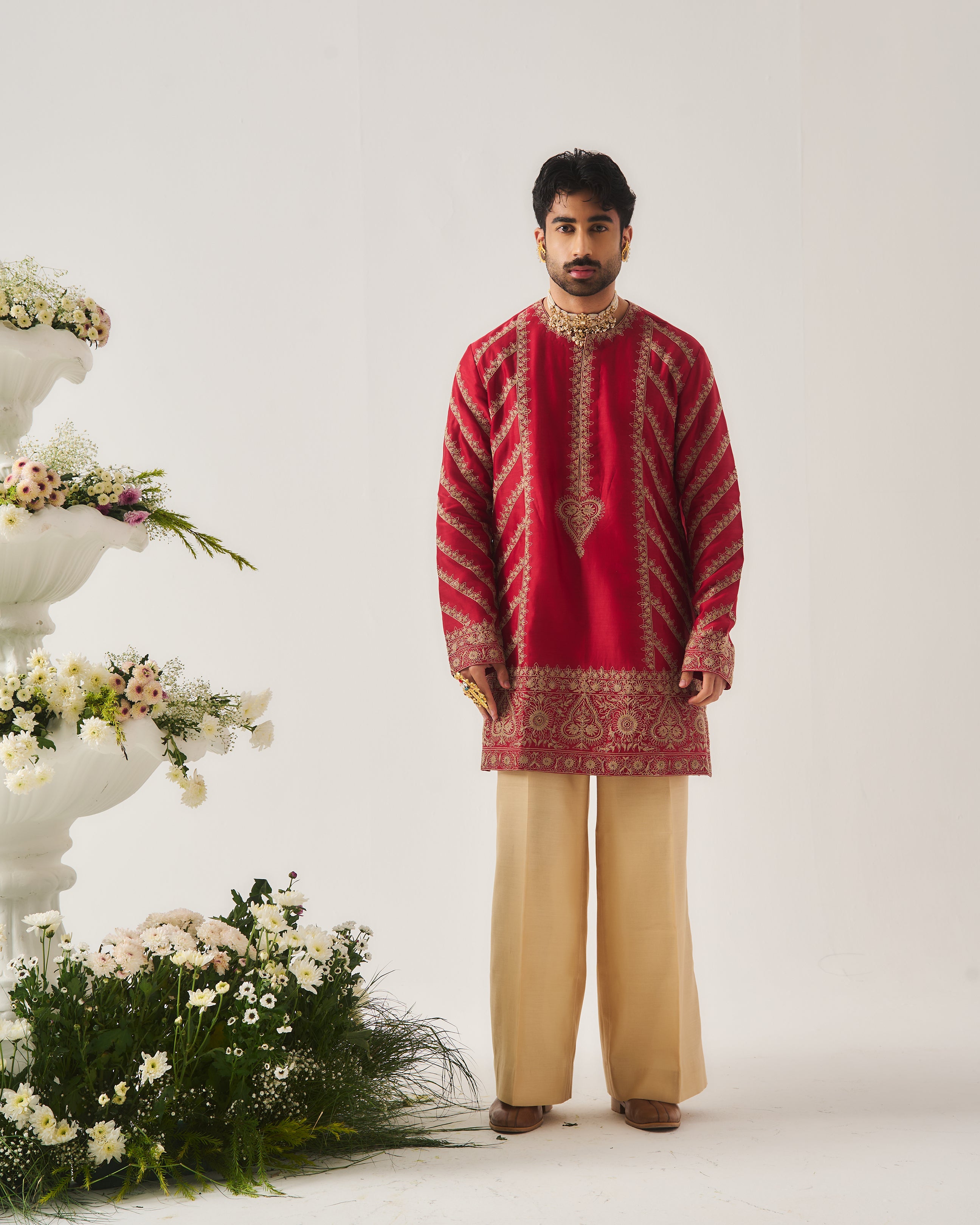 Paan Booti Kurta With Flare Pants