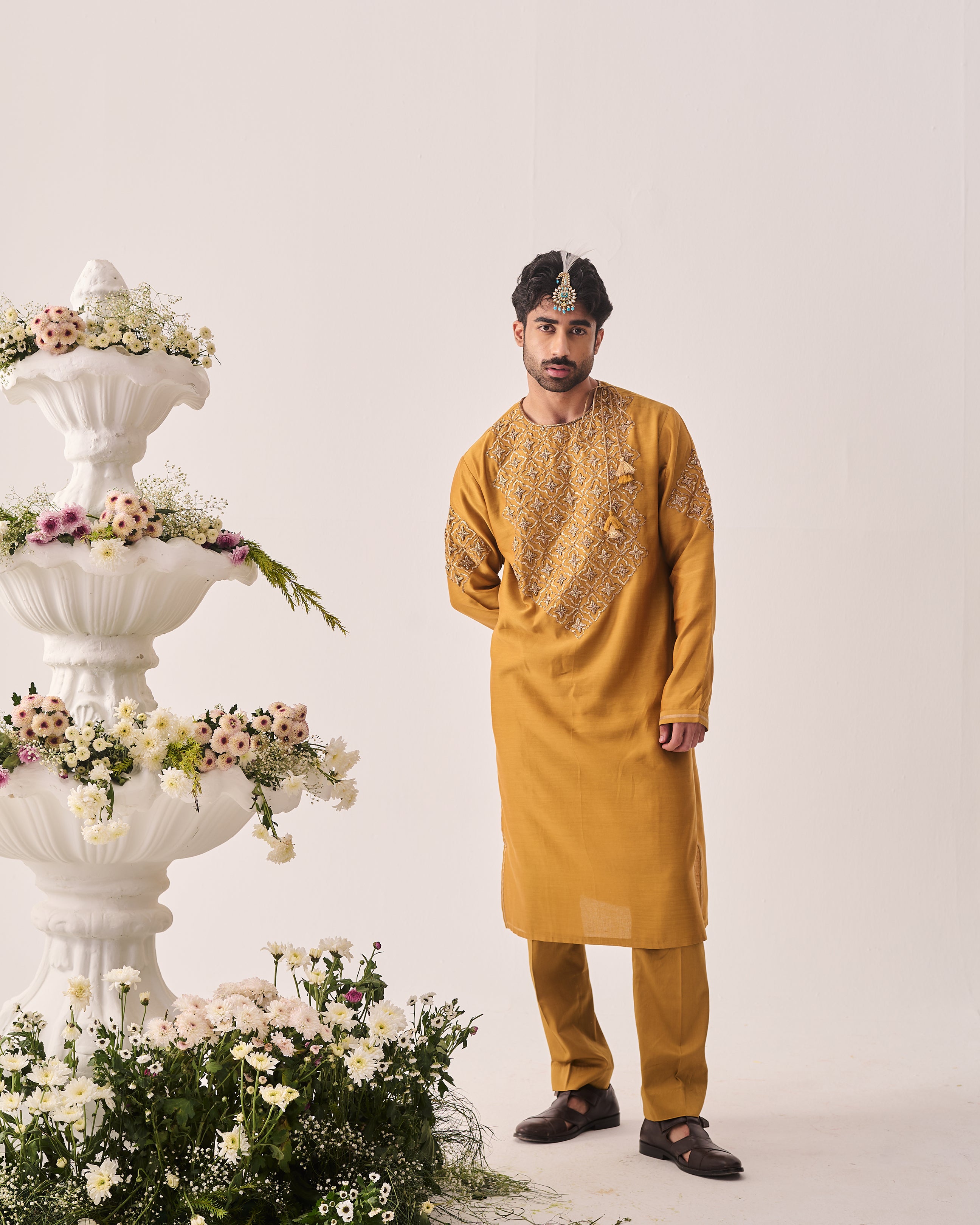 Gilded Petal Kurta With Pants