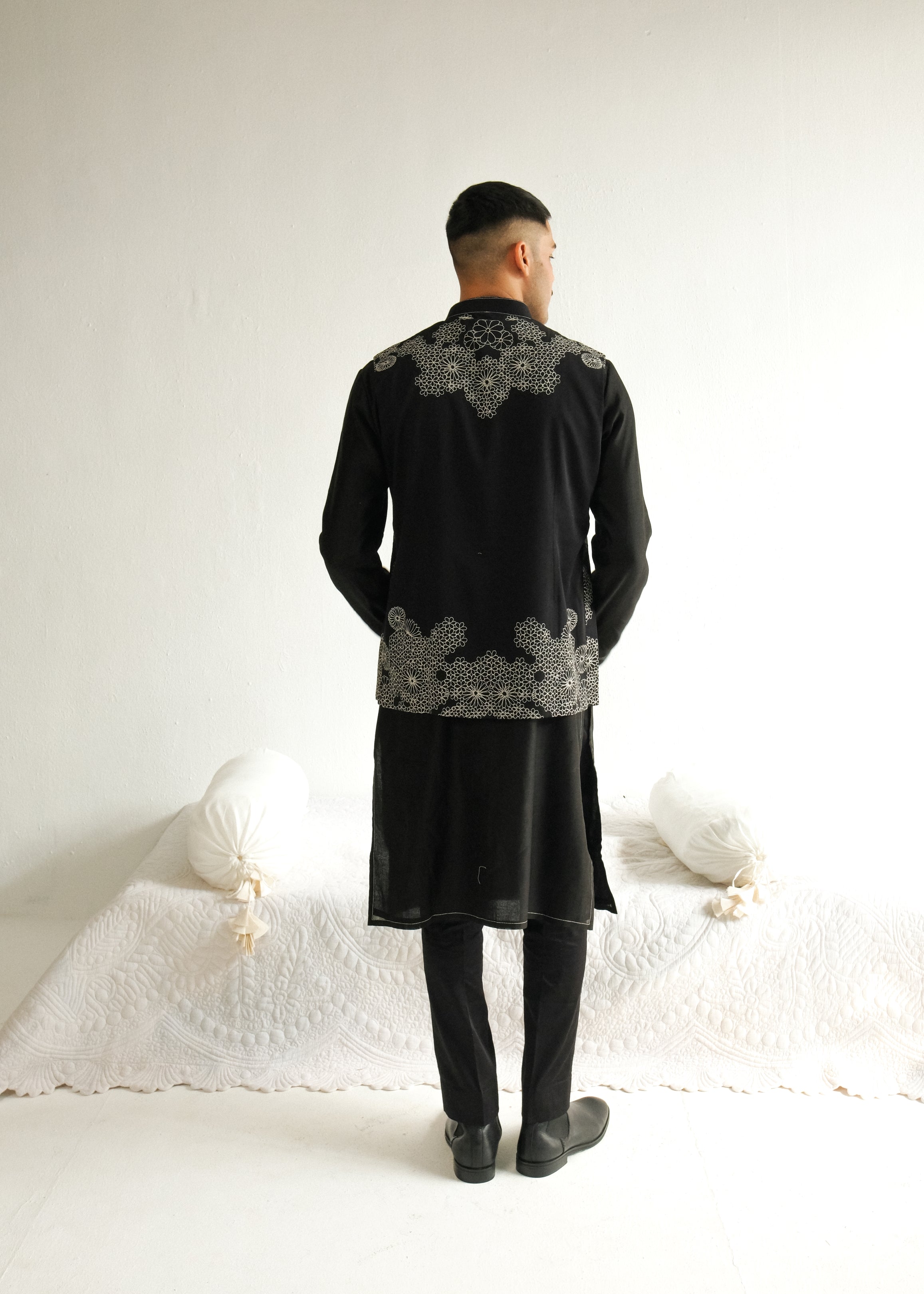 Resham Embroidery Black Kurta Set