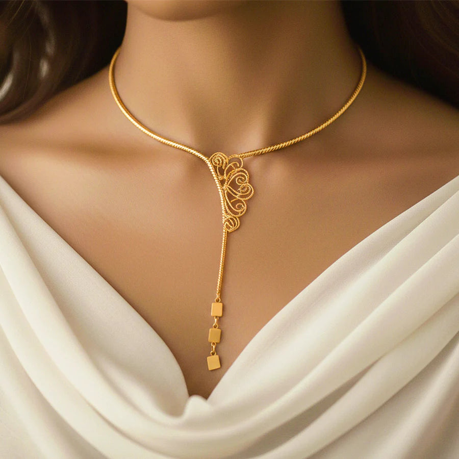 Luna Regina Kanthi Style Choker Necklace