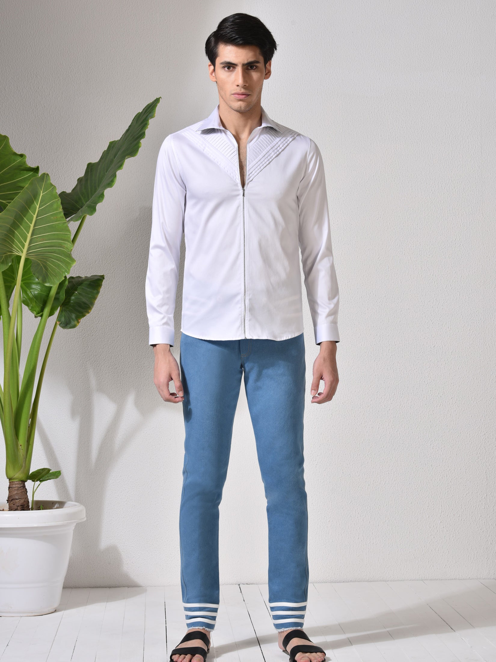 Ranger, White Pleated Shirt With Zip