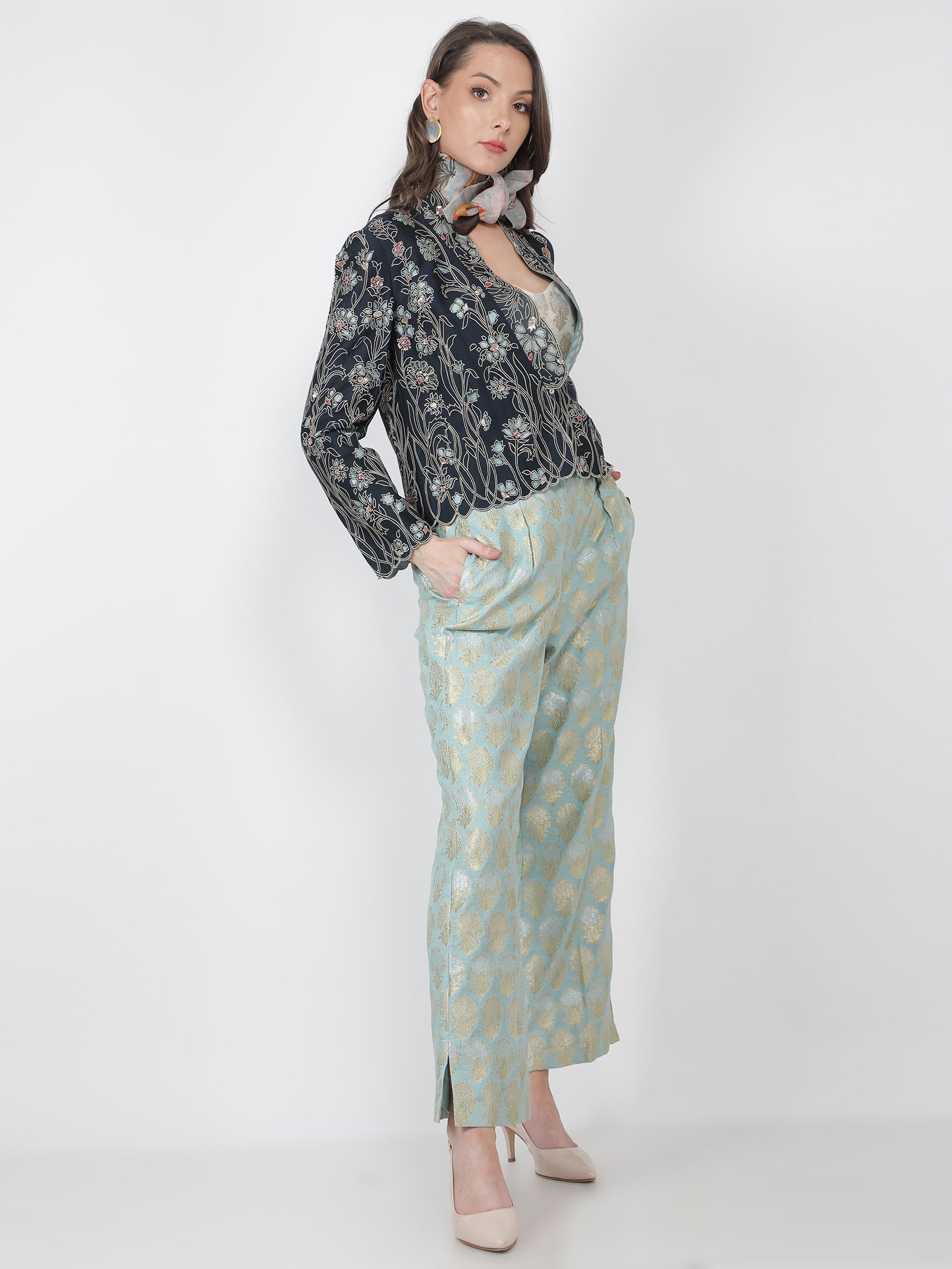 Knot Parallel Pants, Pattern : Plain, Size : Free Size at Best Price in  Panchmahal