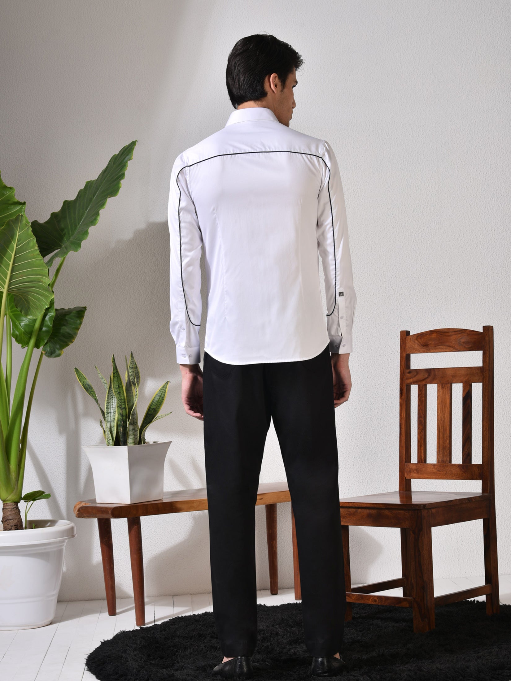 Quinten, Black Detailing White Shirt